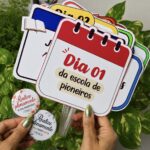Kit escola de pioneiros (12 plaquinhas + bottons)